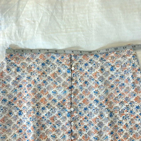 NWT Frank And Oak Floral Skirt | sizes M - Picture 7 of 8